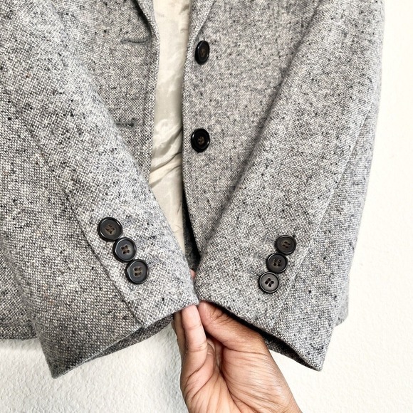J. Crew Grey Schoolboy Donegal Tweed Blazer size 0 Jacket Style #29073 - Picture 8 of 10